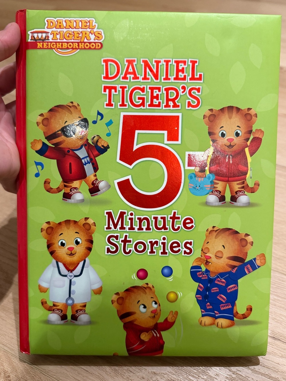 Daniel Tiger Book Bundle - Picture 2 of 5